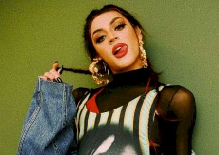Pabllo Vittar nega ter destratado garçons em restaurante