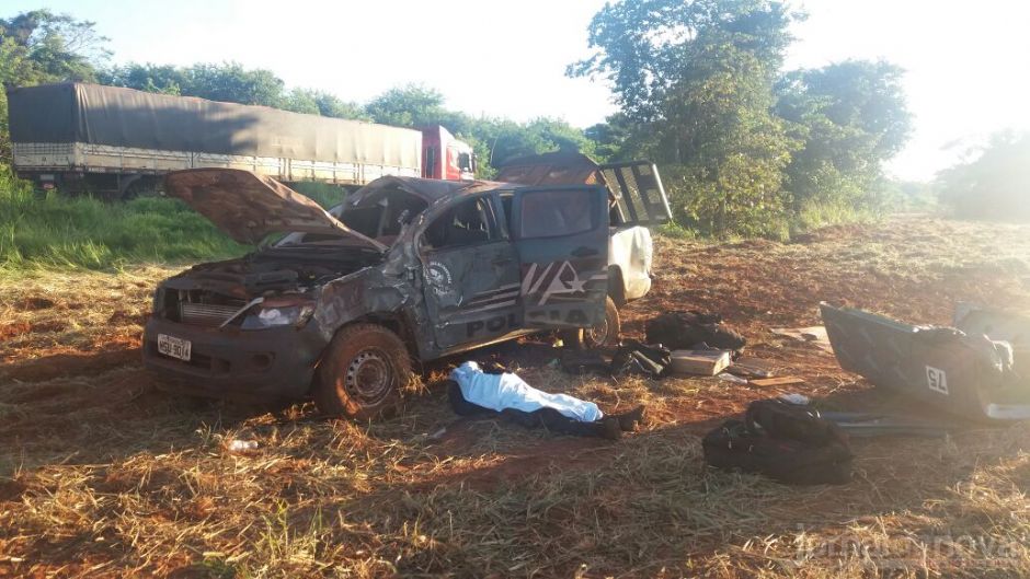 Viatura do DOF capota, um policial morre e outro fica gravemente ferido