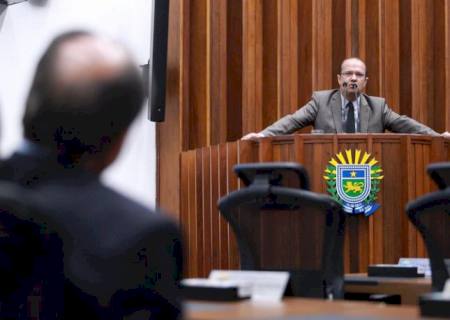 Barbosinha apresenta indicações para o município de Dourados