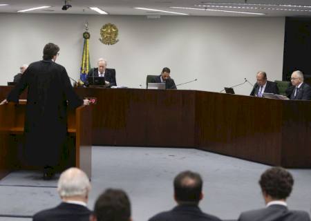 Turma do STF julga hoje habeas corpus de Lula