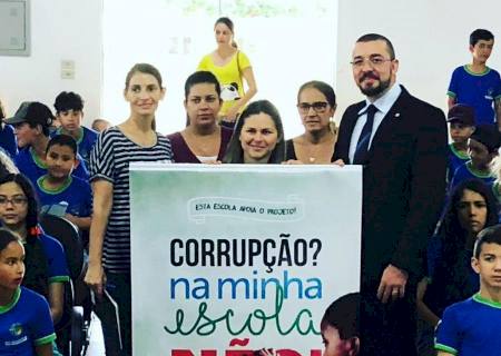 Balanço da 1ª fase do Projeto ''Corrupção? Na minha escola não!'' aponta participação de 900 alunos nas palestras