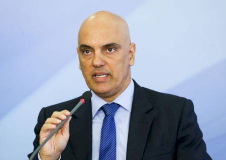Alexandre de Moraes revoga decisão que censurou reportagem que cita Toffoli