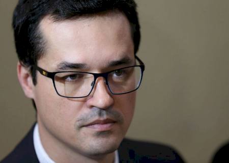 Deltan montou plano para lucrar com fama da Lava Jato, dizem mensagens