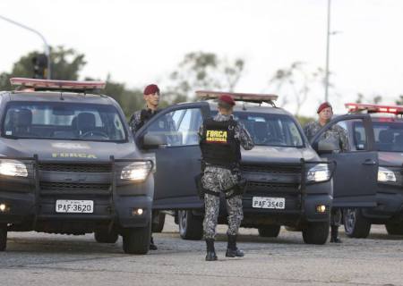 Governo doa 42 mil itens para reforçar segurança nos estados