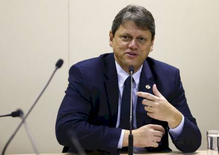 Ministro pede que ANTT suspenda novas regras para frete mínimo