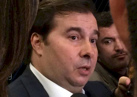 Maia diz que incluir estados na Previdência pode inviabilizar aprovação