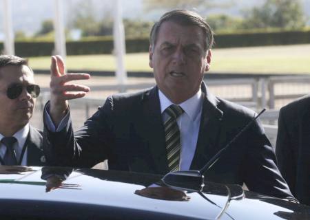 Bolsonaro avalia indicações para PGR