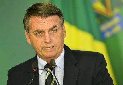 Bolsonaro assina decreto sobre bem-estar de animais usados em rodeios