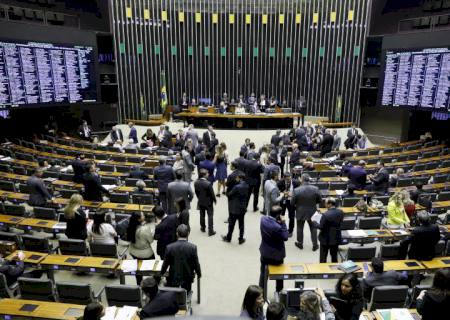 Projeto que obriga agressor a ressarcir SUS é aprovado na Câmara