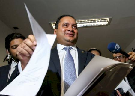 Senado aprova PL que regulamenta o fundo eleitoral com alterações