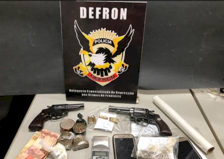 Em operação, Defron apreende armas e drogas em Dourados