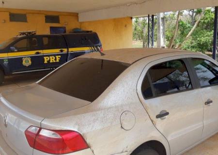 Em Nova Andradina, polícia recupera veículo fruto de golpe em locadora