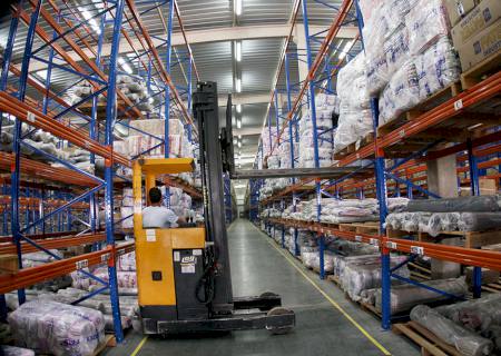 MS gerou 1,1 mil novas vagas em agosto; 59% no setor terciário