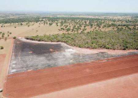 Incêndio em palhada de lavoura gera multa de R$ 15 mil