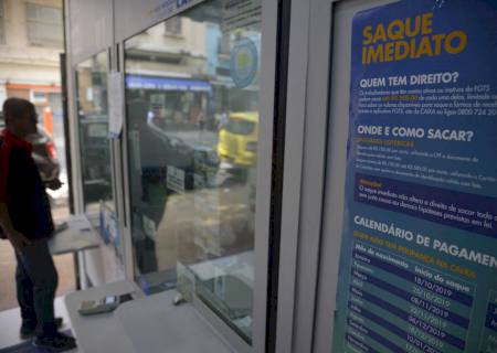 Caixa já pagou 42% do valor disponível para saque imediato do FGTS