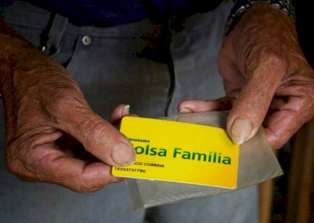 Governo federal garante 13º aos beneficiários do Bolsa Família