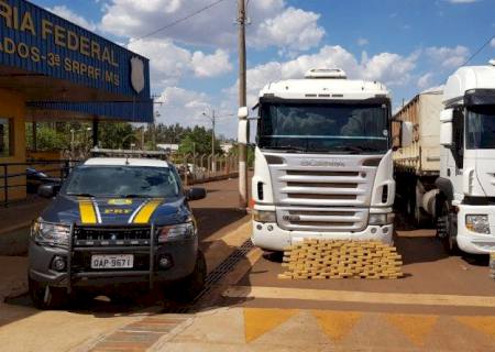 Duas carretas com 170 kg de cocaína são apreendidas pela PRF em Dourados