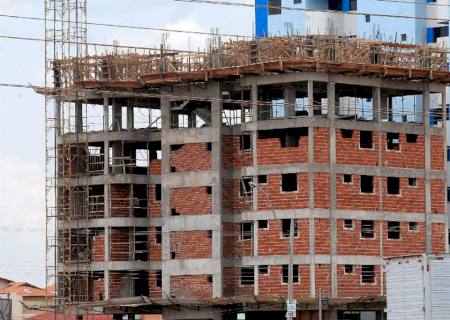 Emprego na indústria da construção alcança maior nível em sete anos
