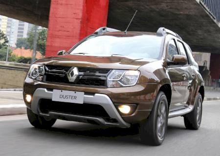Renault Duster e Oroch têm recall por falha no airbag do motorista