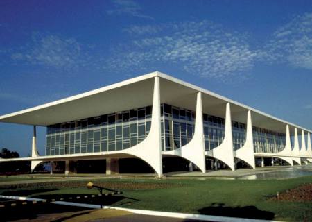Reforma administrativa fica para 2020, diz Planalto