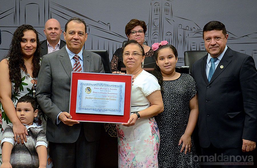 Pastor Aparecido de Souza recebe Título de Cidadão Araçatubense