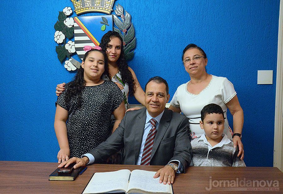 Pastor Aparecido de Souza recebe Título de Cidadão Araçatubense
