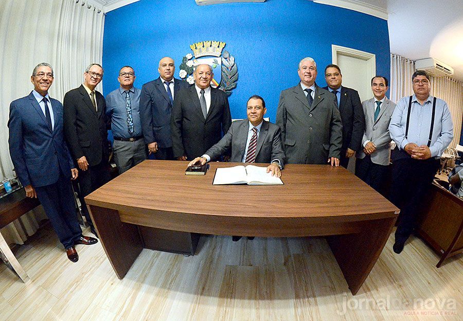 Pastor Aparecido de Souza recebe Título de Cidadão Araçatubense