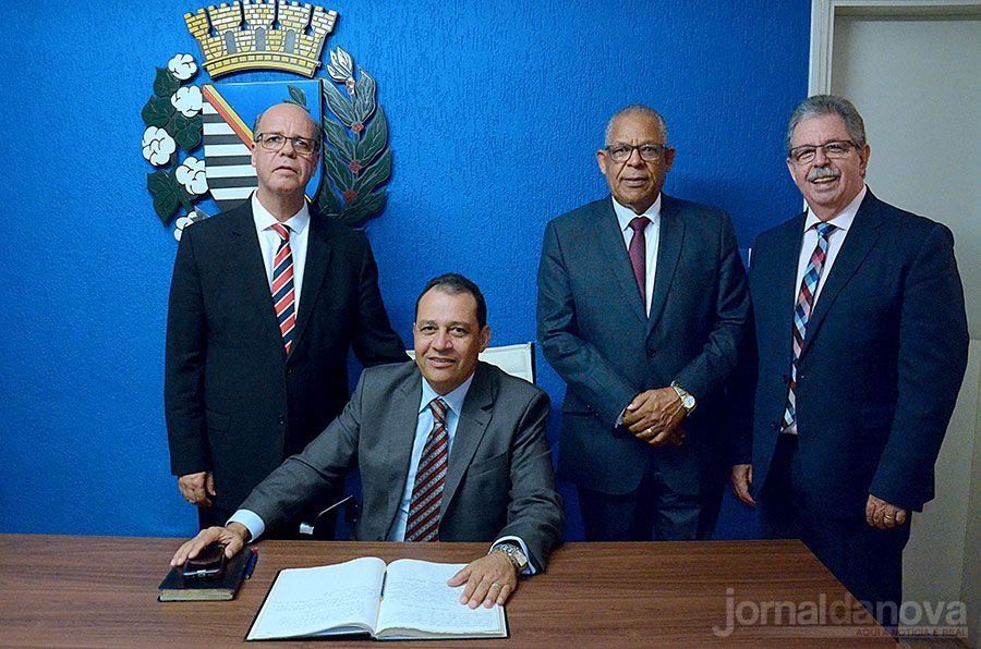 Pastor Aparecido de Souza recebe Título de Cidadão Araçatubense