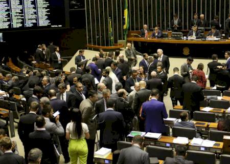 Câmara aprova pacote anticrime; texto vai ao Senado