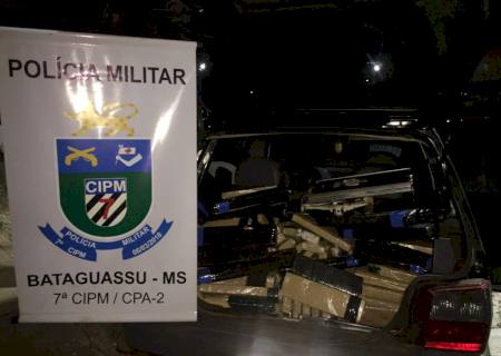 Após perseguição, PM apreende carro abarrotado de maconha em Bataguassu