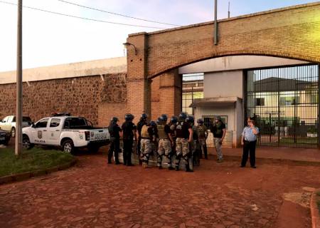 Polícia recaptura 11 dos 75 fugitivos de presídio dominado pelo PCC no Paraguai