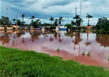 Chuva de 80mm transborda Lagoa do Sapo em Batayporã, afirma secretário