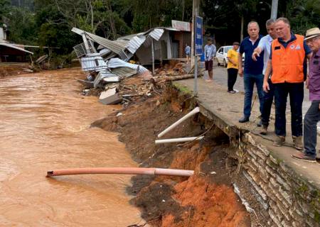 Chuva faz mais de 10 mil pessoas deixarem suas casas no Espírito Santo