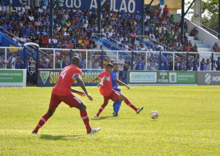 Pontaporanense vence a primeira e Águia Negra perde os 100% de aproveitamento