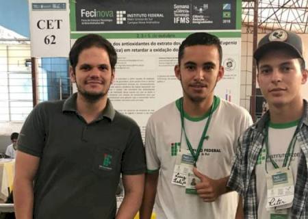 Estudantes do IFMS publicam artigo em revista científica internacional