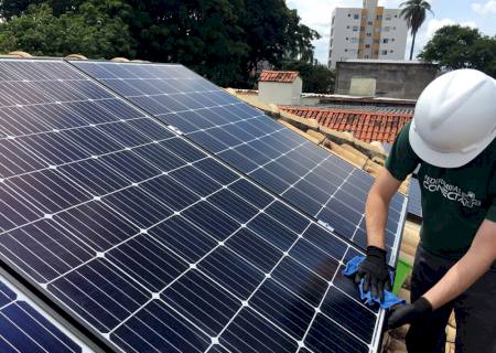 Marco legal que substitui ''taxa do sol'' valerá em 2021