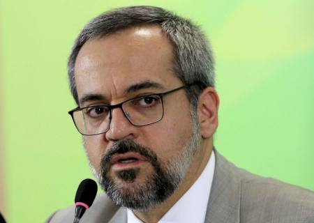 Weintraub divulga escolas cívico-militares para 2020