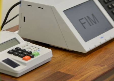 Maioria do STF vota por verba proporcional para negros em eleição 2020