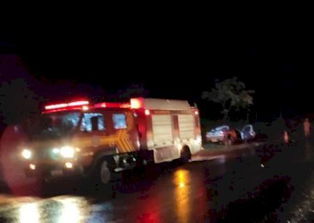 Homem e criança morrem em grave acidente de trânsito na MS-164