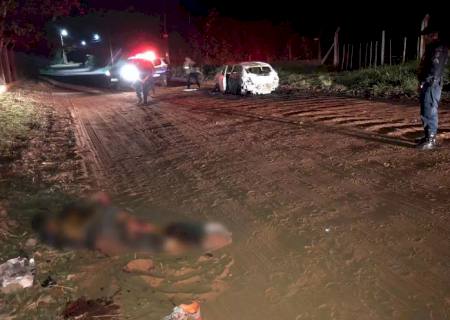 Polícia encontra veículo e dois corpos carbonizados em Ponta Porã