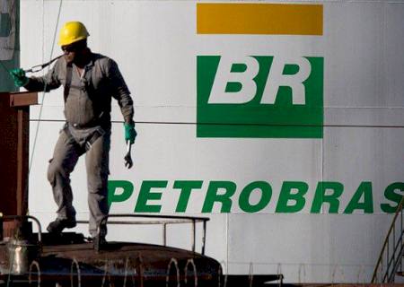 Petrobras sobe preço da gasolina em 12% a partir de amanhã