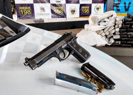 PMR prende cearense com 140 kg de maconha, arma e munições