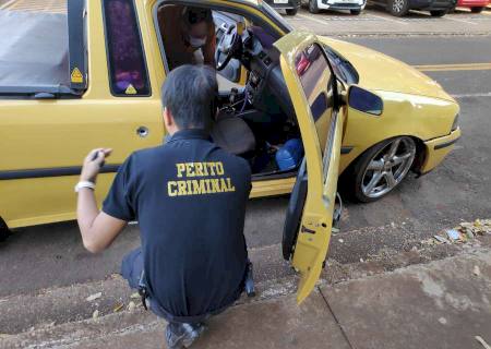 Saveiro é alvejada por tiros e jovem é atingida na perna em Dourados