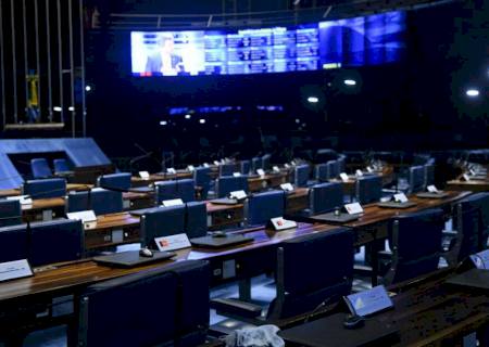 Senado aprova adiamento das eleições para 15 de novembro