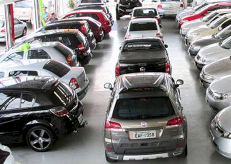 Venda de veículos melhora em maio, mas desaba em relação a 2019