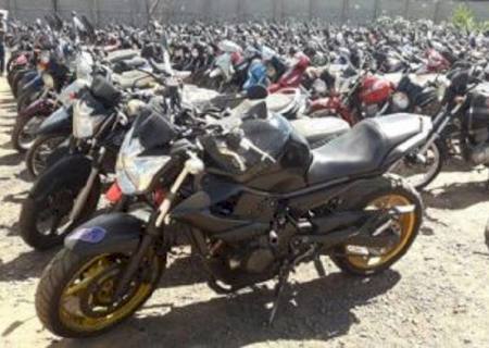 Leilão de sucata aproveitável com mais de 200 motocicletas vai até dia 5 de agosto