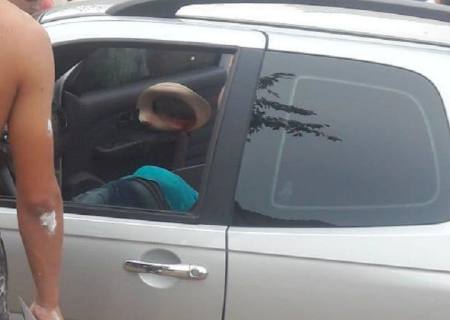 Dois são executados a tiros por pistoleiros na fronteira