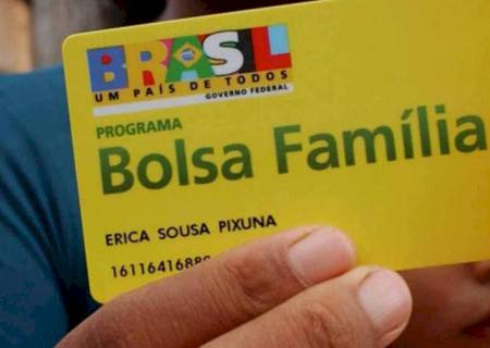 Bolsa Família começa a receber hoje nova parcela do auxílio de R$ 300