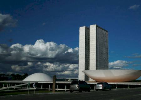 Câmara adia votação de projeto para reabertura do Conselho de Ética