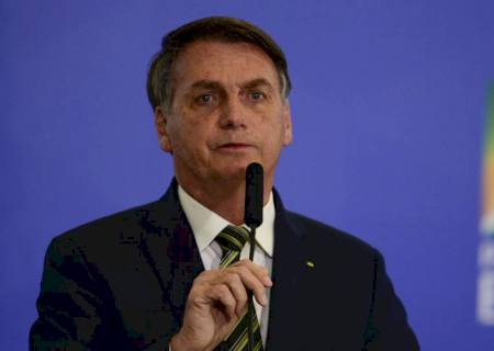 Bolsonaro diz que está aberto a sugestões para recuperação da economia